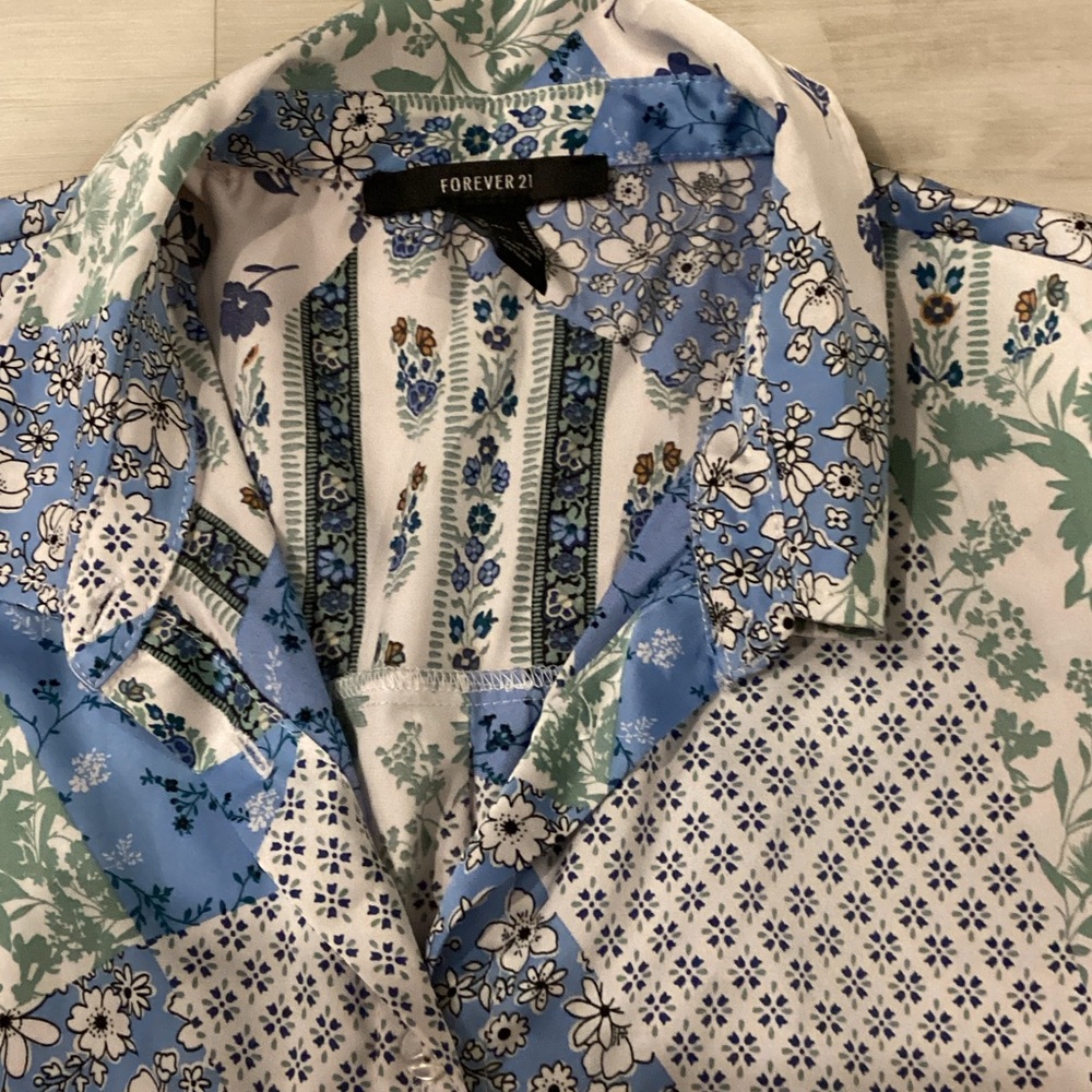 Forever 21 Women's Patchwork Button Down Shirt - … - image 5